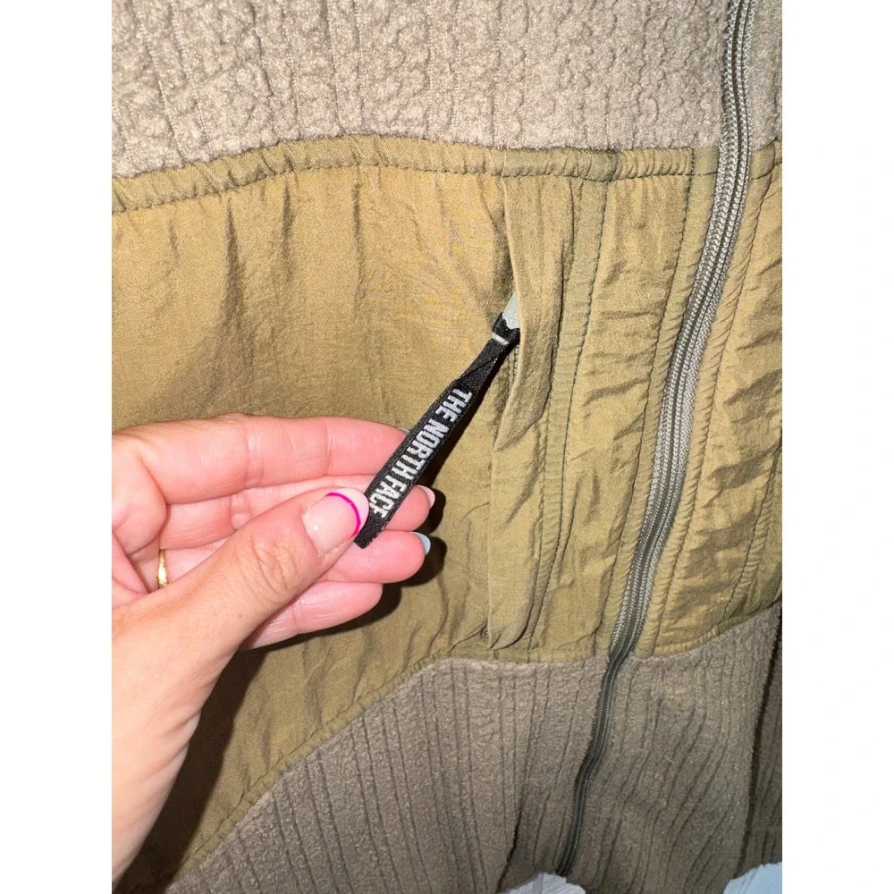 The North Face good gently